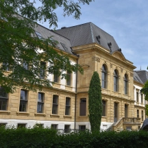 纳沙泰尔大学