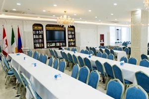 北京市忠德学校会议室