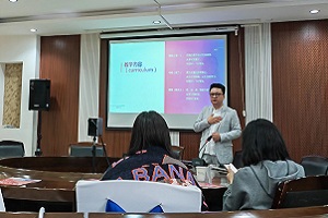 成都石室天府中学国际部上课