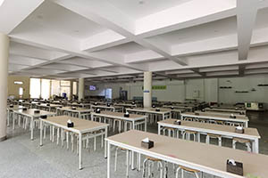 北师大亚太实验学校英制A-level国际课程食堂