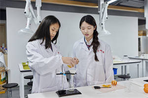 北京一土学校实验室