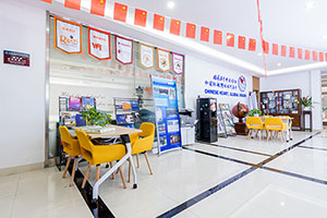 张家港梁丰高级中学国际学院大厅