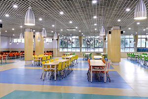 深圳富源英美学校餐厅